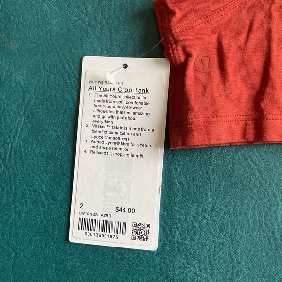 Lulullemon All Yours Cropped tank - Picture 4 of 5